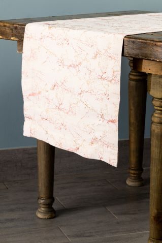 Specialty Cairns table runner